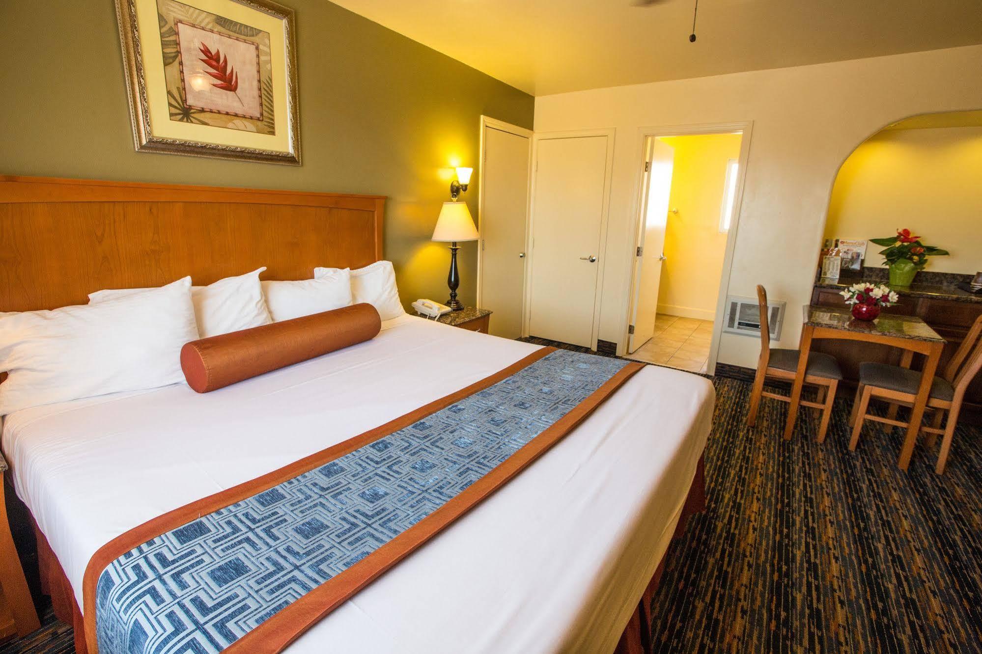 פיסמו ביץ' Beachwalker Inn & Suites מראה חיצוני תמונה