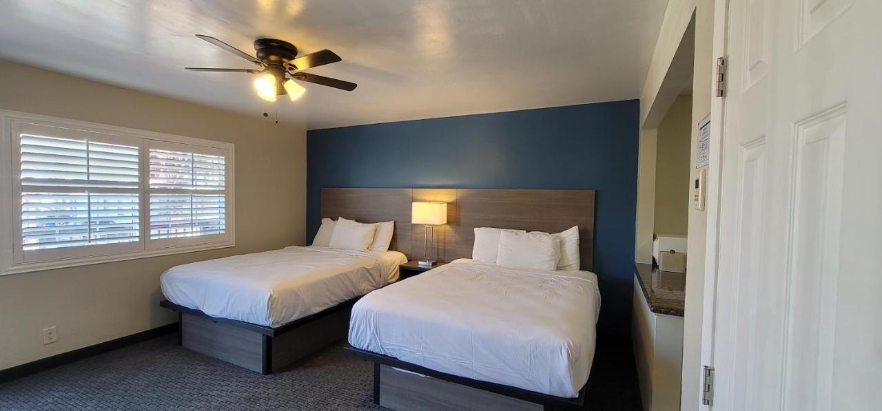פיסמו ביץ' Beachwalker Inn & Suites מראה חיצוני תמונה