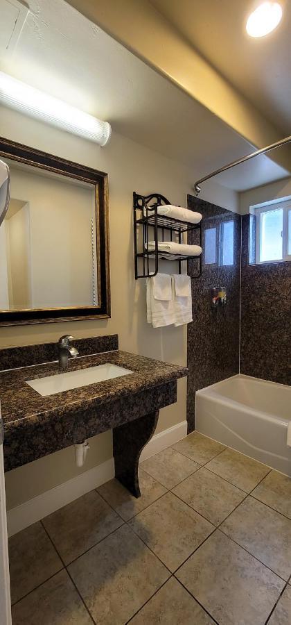 פיסמו ביץ' Beachwalker Inn & Suites מראה חיצוני תמונה
