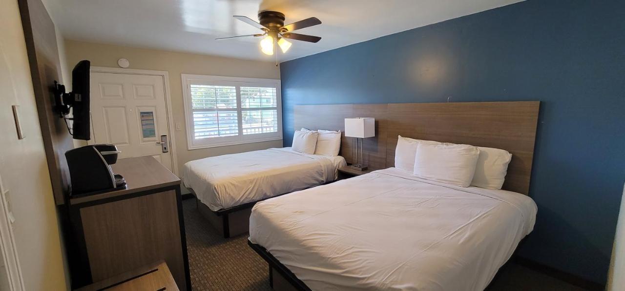 פיסמו ביץ' Beachwalker Inn & Suites מראה חיצוני תמונה