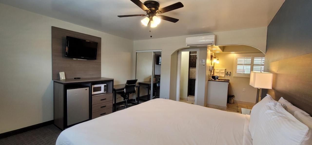 פיסמו ביץ' Beachwalker Inn & Suites מראה חיצוני תמונה